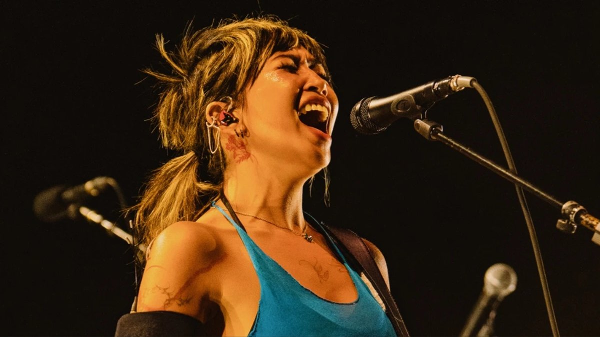 Beabadoobee desata su furia rock en 'Pylon'