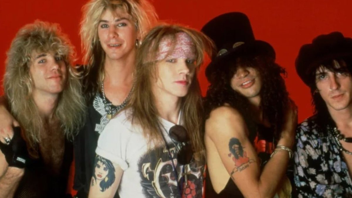Guns N' Roses: El doble lanzamiento que marcó la historia