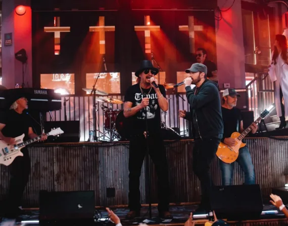 Kid Rock y Eminem se unen en 'Heal My Faith'