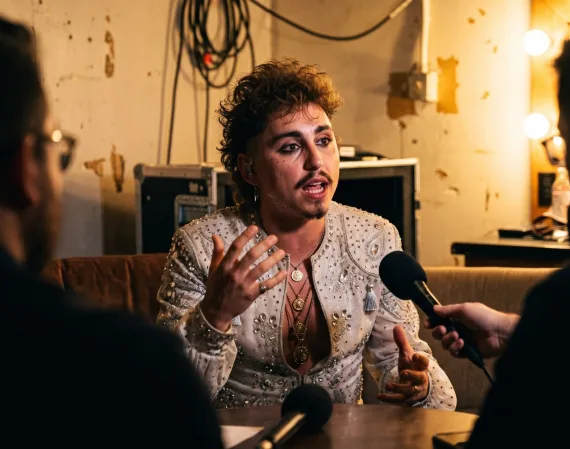 Josh Kiszka responde a las críticas contra Greta Van Fleet