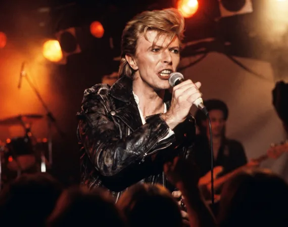 David Bowie vuelve en 2027: gira inmersiva con concierto inédito de 1978