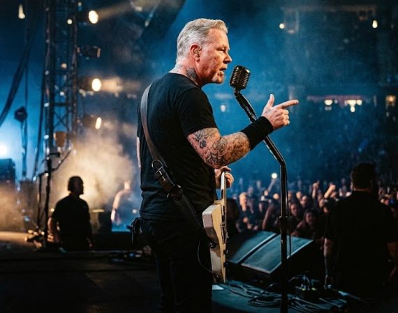 Hetfield: Metallica no hará política en sus shows