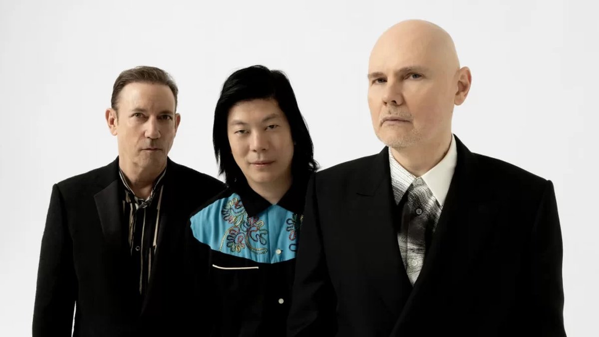 Smashing Pumpkins arrasa con show de 32 canciones