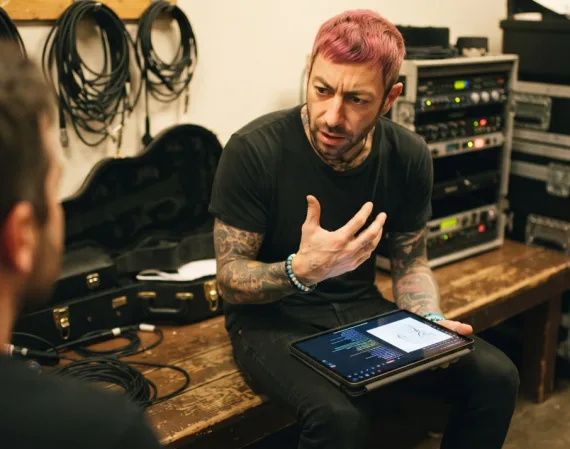 Zacky Vengeance de Avenged Sevenfold defiende la IA generativa con declaraciones creadas por IA