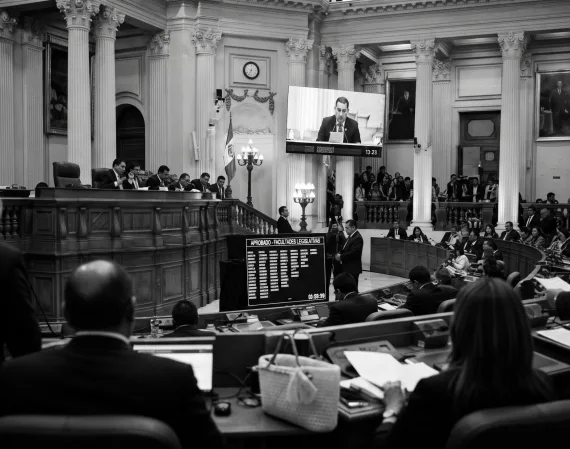Senado aprueba facultades legislativas en seguridad y Fenómeno El Niño