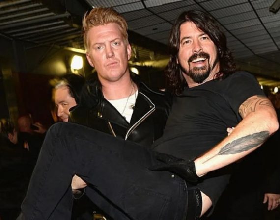 John Homme elogia la batería de Dave Grohl
