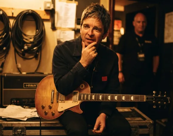 Noel Gallagher habla de la reunión de Oasis y su nuevo disco en Chicken Shop Date