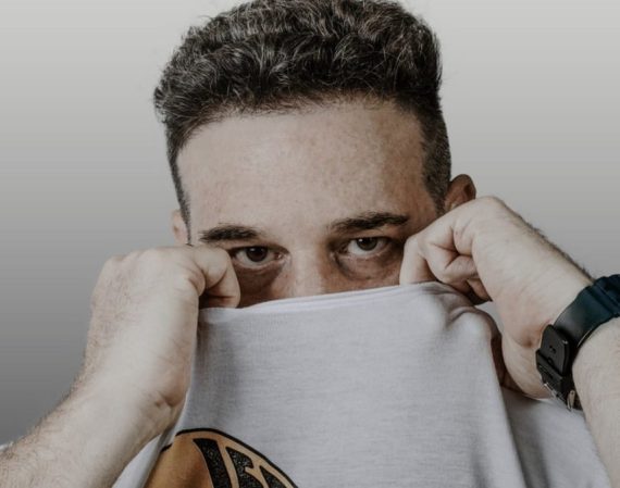 Jeffry Fischman estrena 'Verte' y celebra a Libido