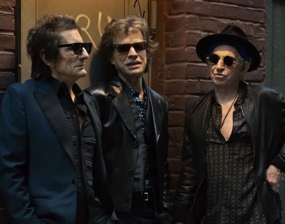 The Rolling Stones estrenan 'Mr Charm' con Skarsgård