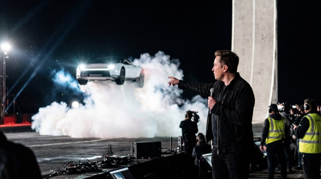 Tesla Roadster volador: precio y fecha de venta revelados