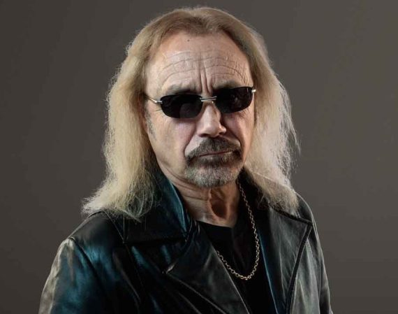 Ian Hill revela los 10 himnos que definieron a Judas Priest